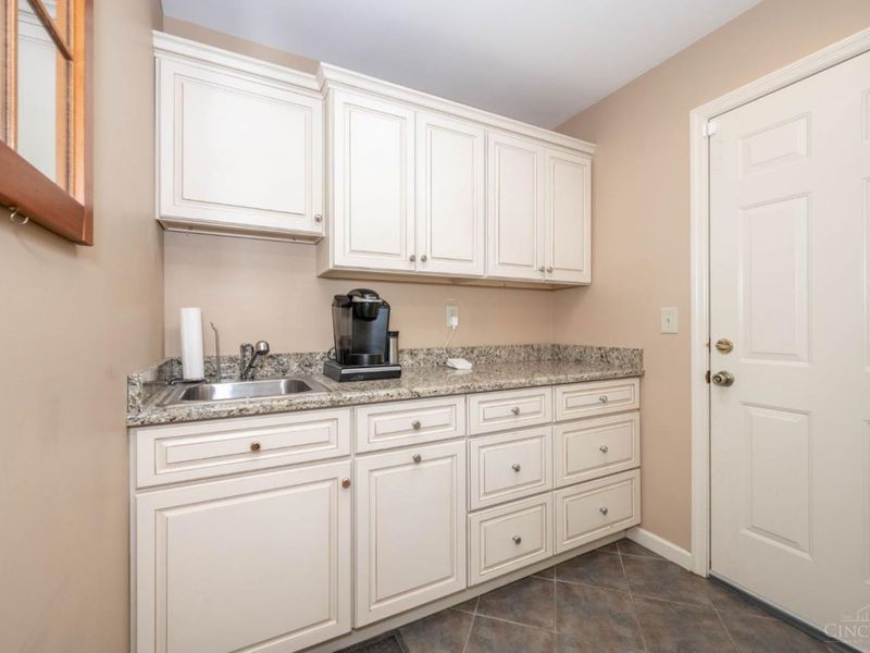 9891 Forestglen Drive, Montgomery, OH 45242 Photo 43