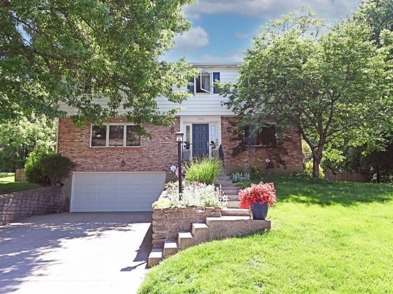 2362 Burklin Drive, Anderson Twp, OH 45244 Photo 1