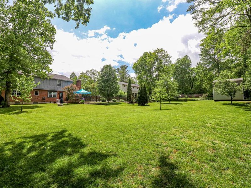 6617 W Knollwood Circle, Miami Twp, OH 45140 Photo 11
