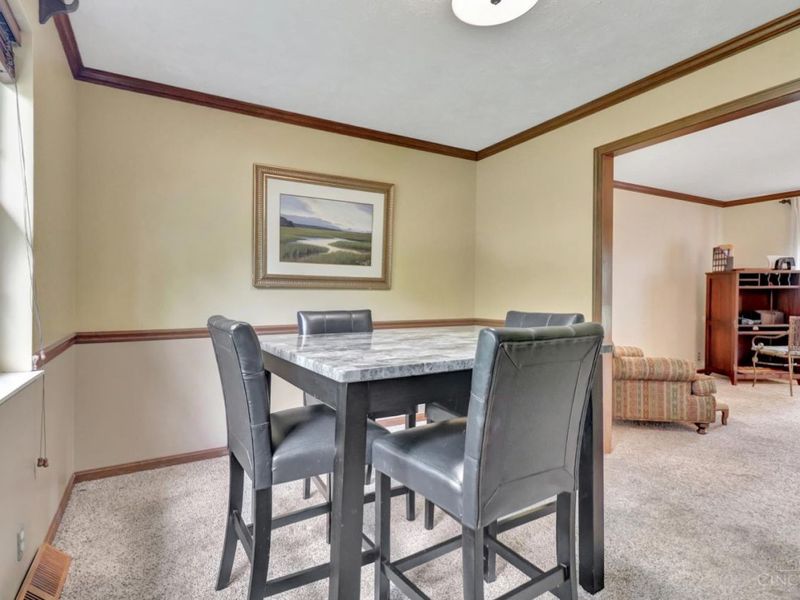 6617 W Knollwood Circle, Miami Twp, OH 45140 Photo 23