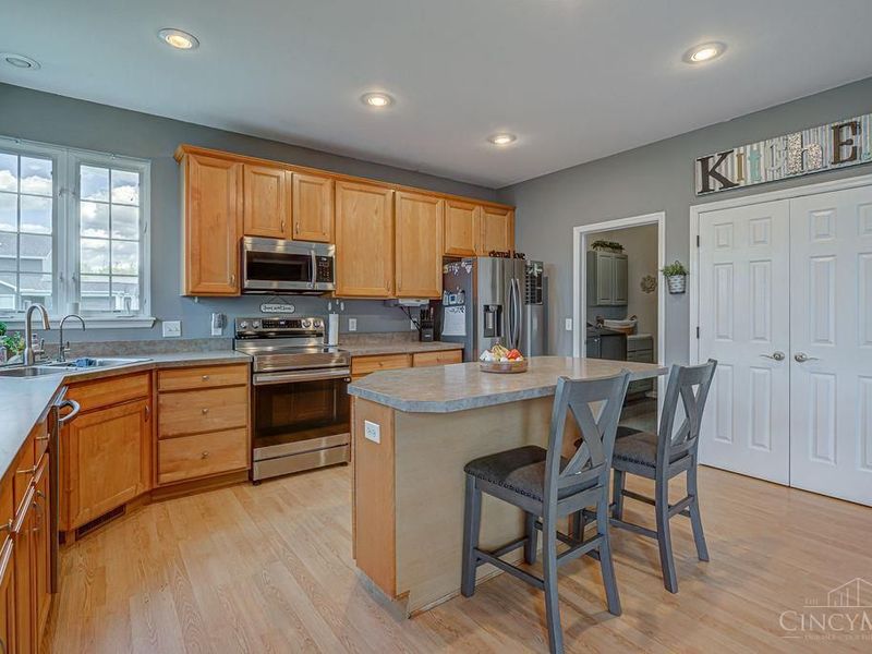 422 Sudbury Drive, Trenton, OH 45067 Photo 17