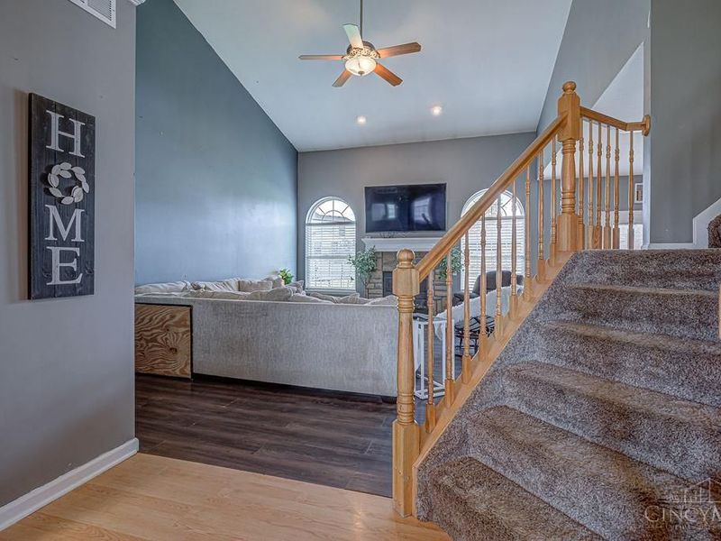 422 Sudbury Drive, Trenton, OH 45067 Photo 7