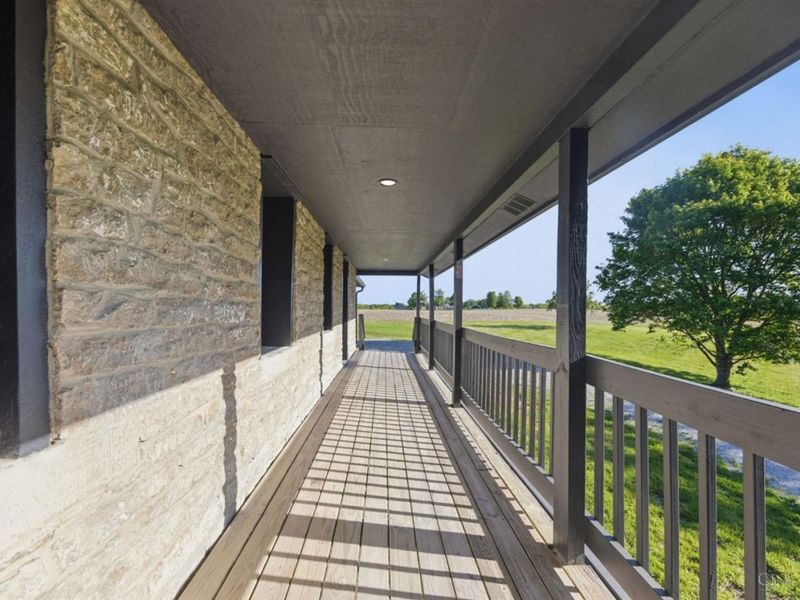 1976 Shinkles Ridge Road, Lewis Twp, OH 45121 Photo 11