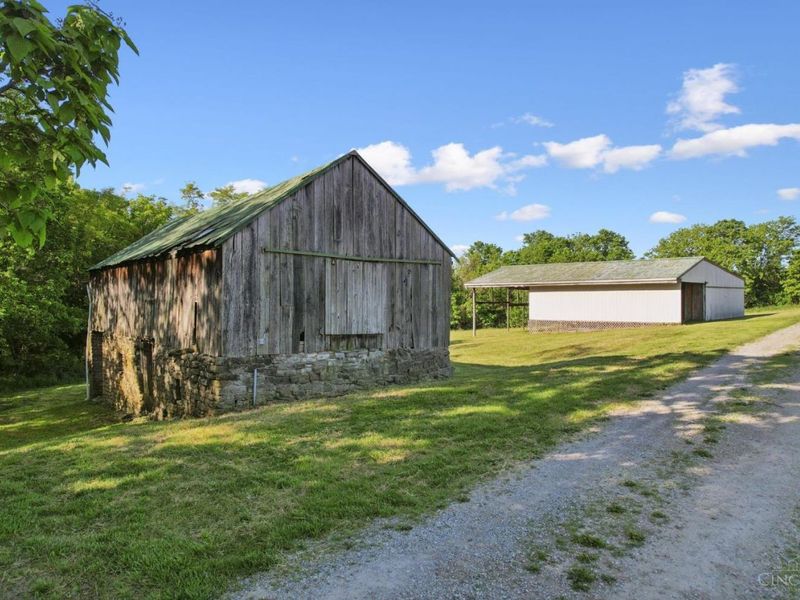 1976 Shinkles Ridge Road, Lewis Twp, OH 45121 Photo 13