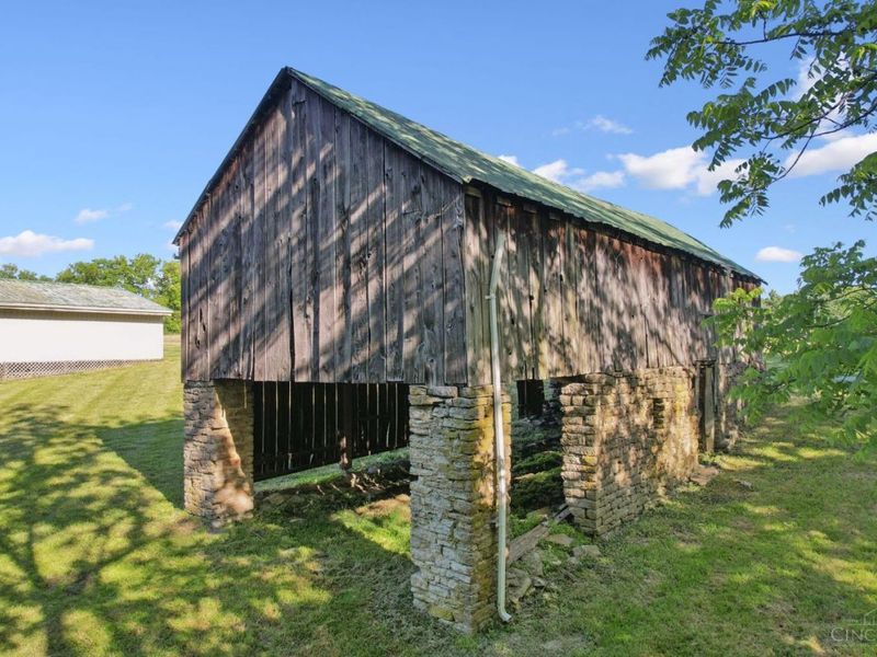 1976 Shinkles Ridge Road, Lewis Twp, OH 45121 Photo 14