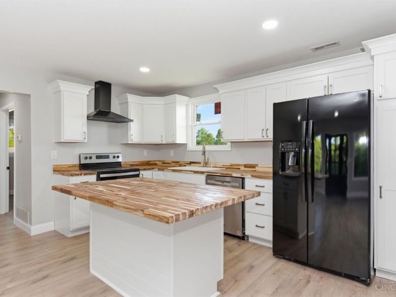 1976 Shinkles Ridge Road, Lewis Twp, OH 45121 Photo 45