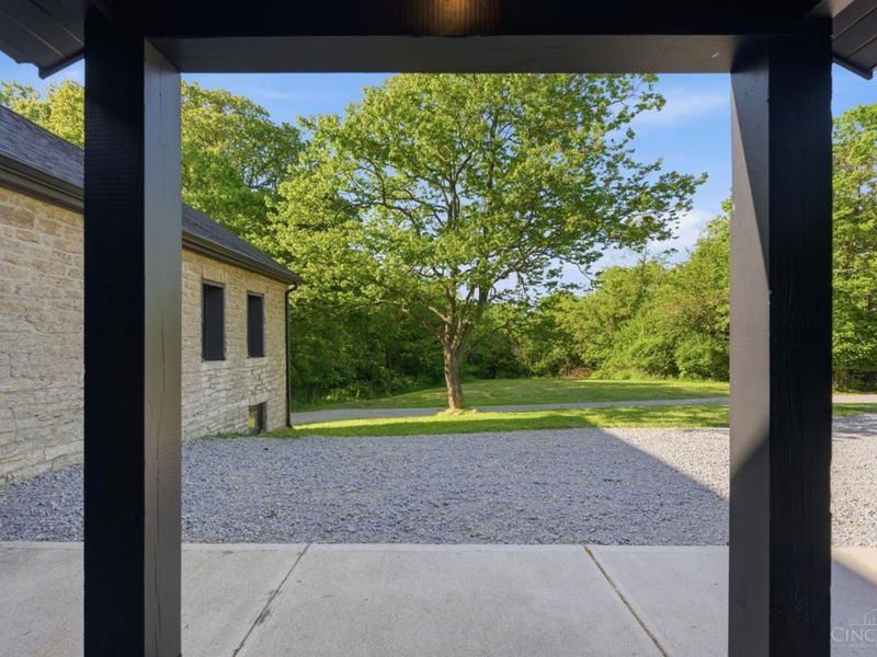 1976 Shinkles Ridge Road, Lewis Twp, OH 45121 Photo 5