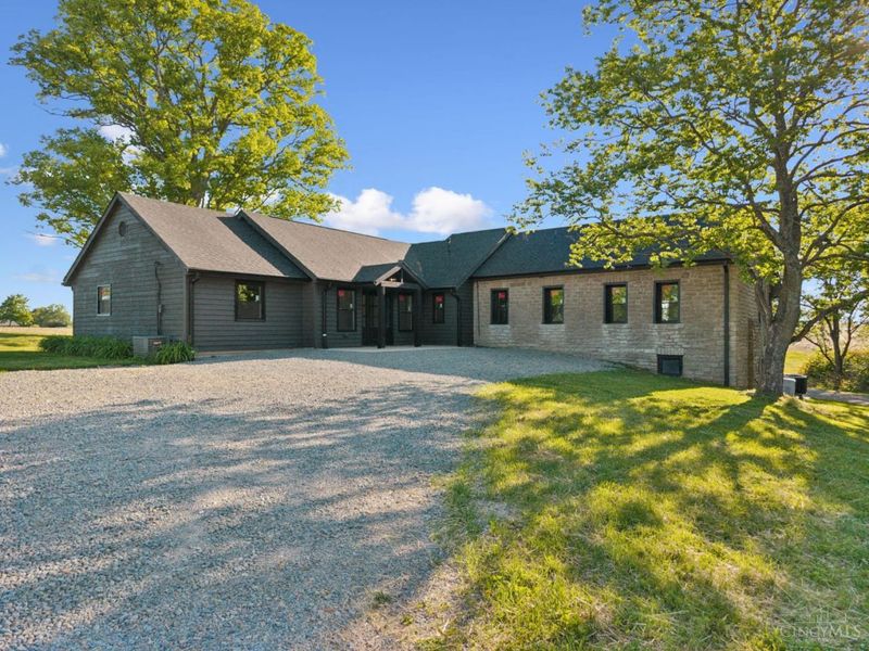 1976 Shinkles Ridge Road, Lewis Twp, OH 45121 Photo 6
