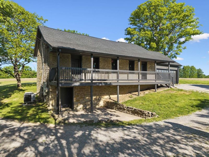 1976 Shinkles Ridge Road, Lewis Twp, OH 45121 Photo 9
