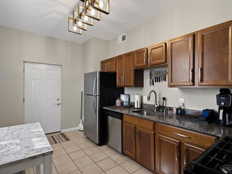 2713 Price Avenue, Cincinnati, OH 45204 Photo 39