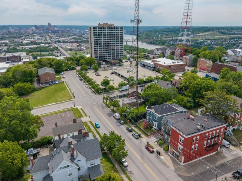 2713 Price Avenue, Cincinnati, OH 45204 Photo 65