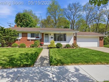 36286 Lawrence Drive, Livonia, MI 48150