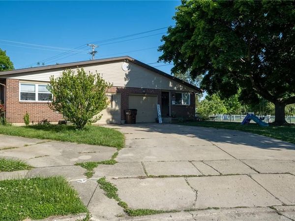 1326-1328 Seneca Drive, Xenia, OH 45385