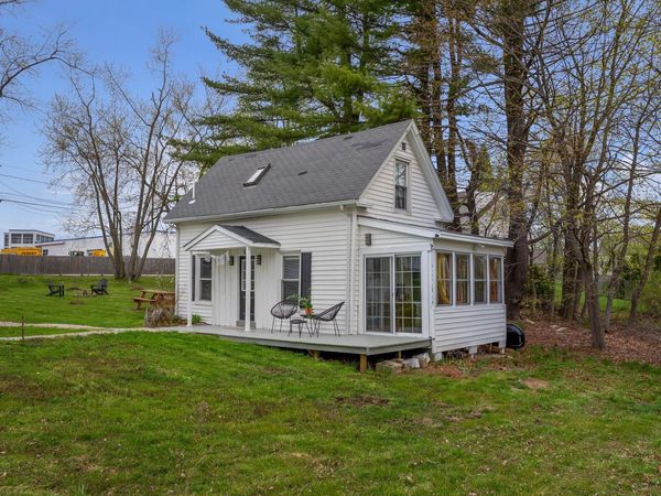 40 Webb Street, Portland, ME 04102