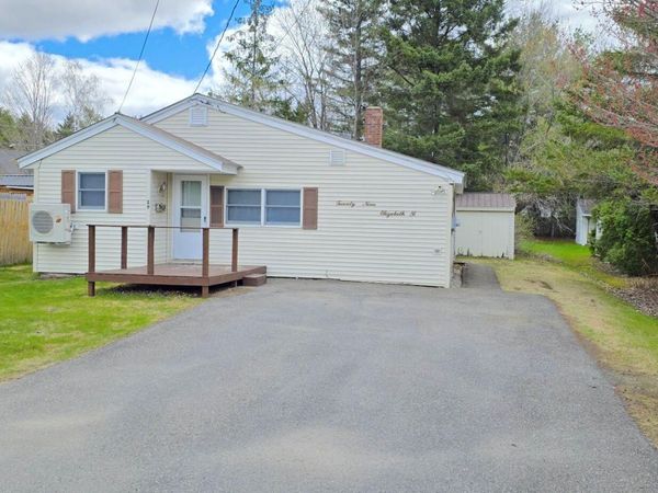 29 Elizabeth Street , Presque Isle, ME 04769