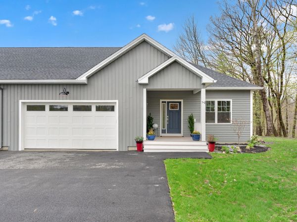 7 River Oaks Way , Unit 2, Falmouth, ME 04105