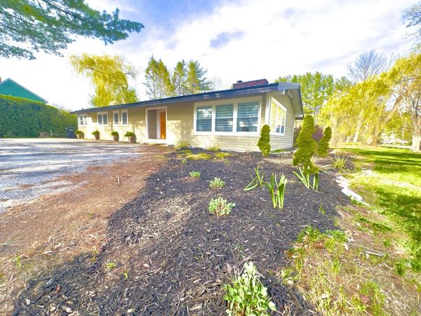 410 Mount Hope Avenue , Bangor, ME 04401