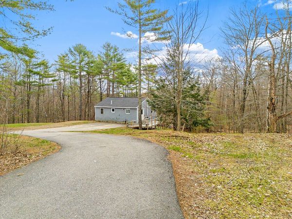 414 Litchfield Road , Farmingdale, ME 04344