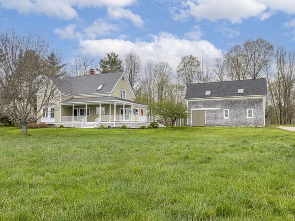38 Field Road, Cumberland, ME 04021
