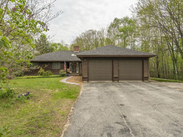 156 Bisco Road, Paris, ME 04281