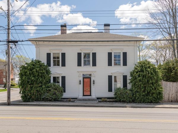 997 Washington Street , Bath, ME 04530