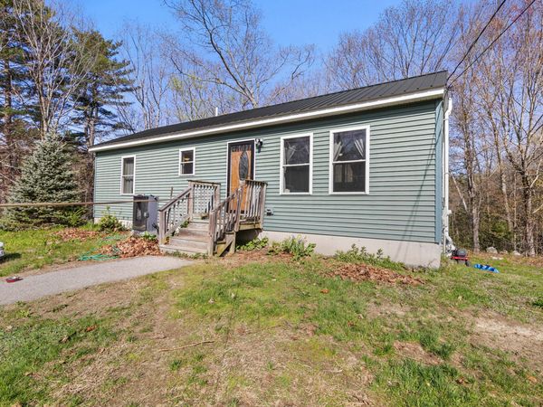61 Maple Street , New Gloucester, ME 04260
