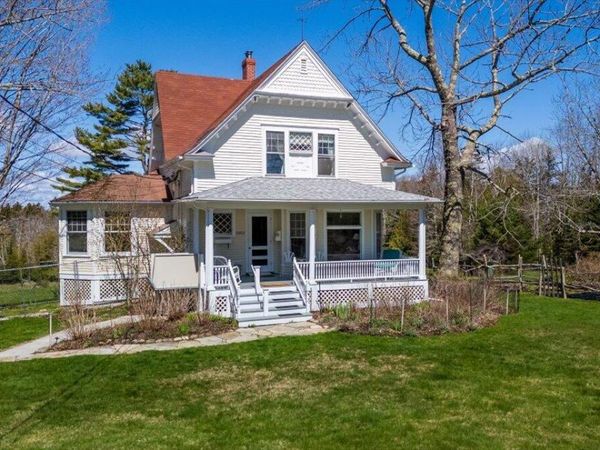 1014 Main Road, Islesboro, ME 04848