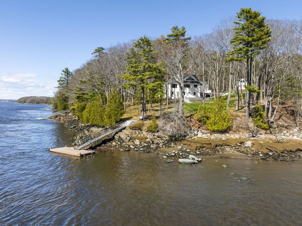 25 S River Road , Arrowsic, ME 04530