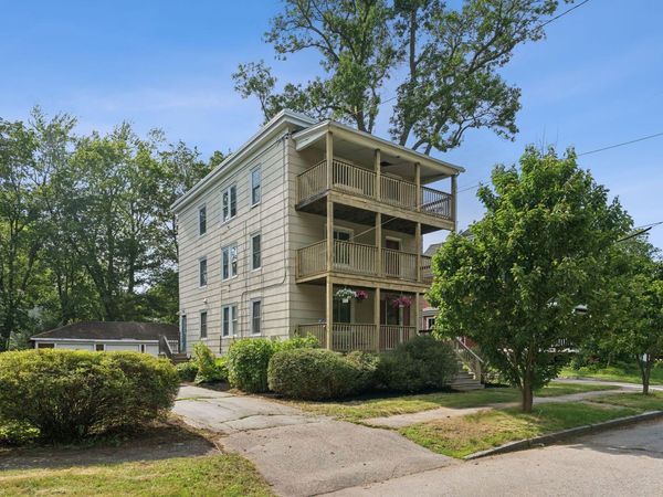 28 Saint George Street , Portland, ME 04103