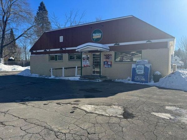 110 New Gorham Road , Westbrook, ME 04092
