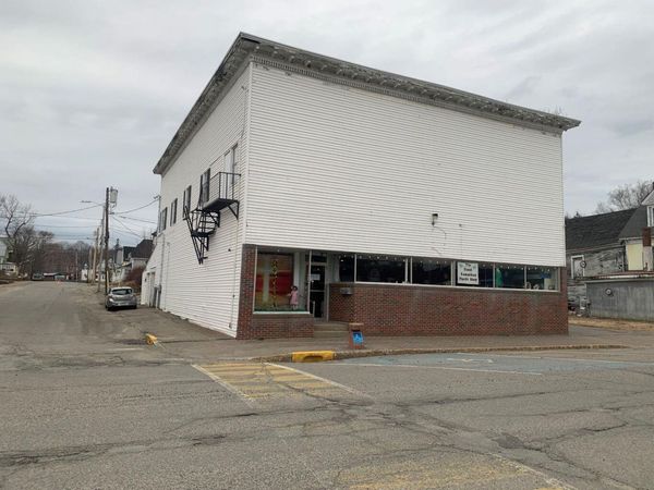 140 Penobscot Avenue , Millinocket, ME 04462
