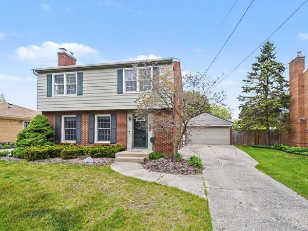 1915 Plymouth Terrace SE, Grand Rapids, MI 49506