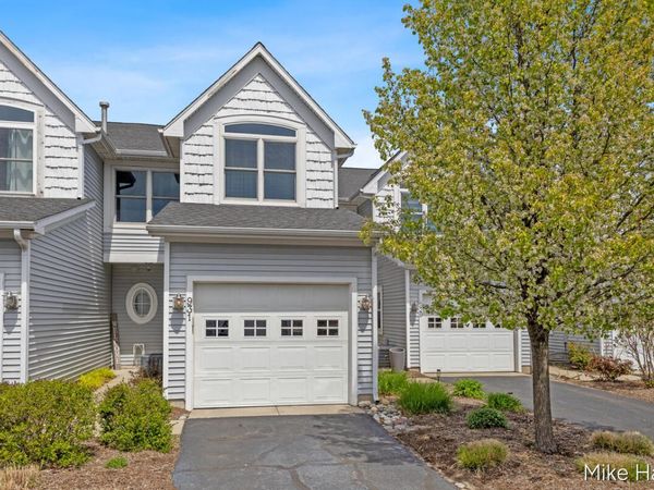 931 W Savidge Street, Spring Lake, MI 49456