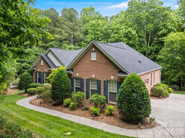 101 Woodwinds Drive , Mount Holly, NC 28120