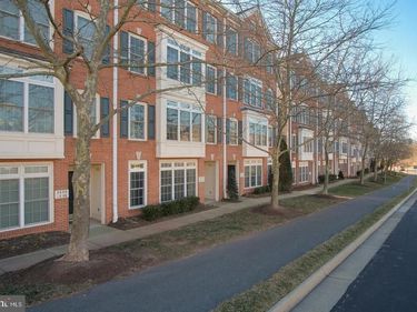 4610 BATTENBURG LANE , Unit 821, FAIRFAX, VA 22030