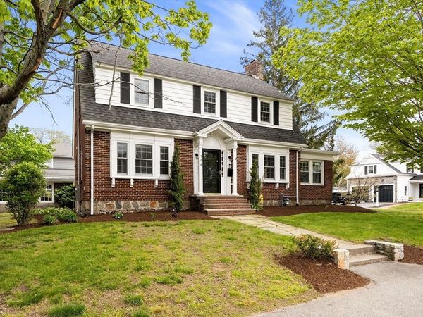 106 Central St, Hingham, MA 02043