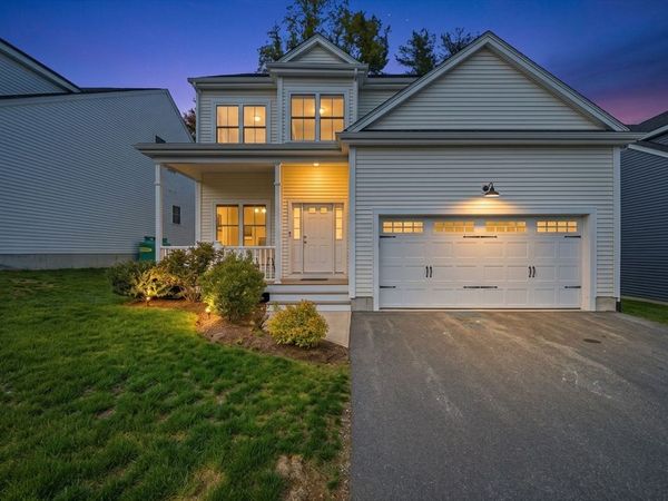 16 Grizzly Ln, Unit 16, Milford, MA 01757
