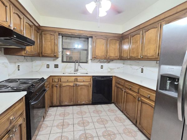 9144 High Point Rd, Baton Rouge, LA 70810