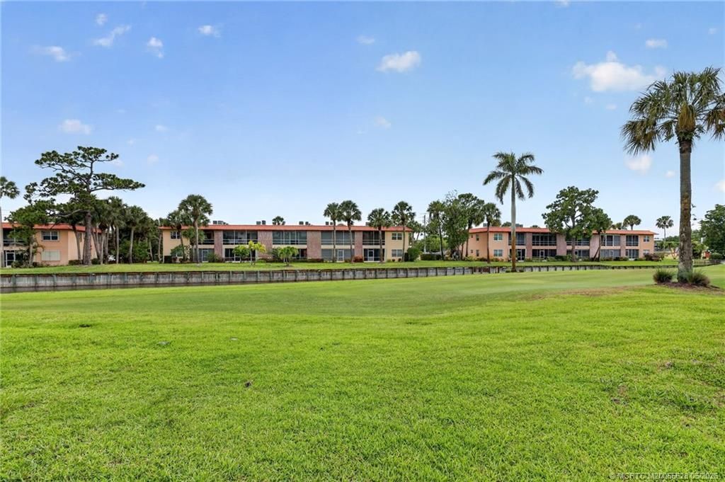 1985 SW Palm City Road, Unit J, Stuart, FL 34994 Photo
