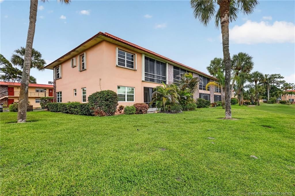 1985 SW Palm City Road, Unit J, Stuart, FL 34994 Photo