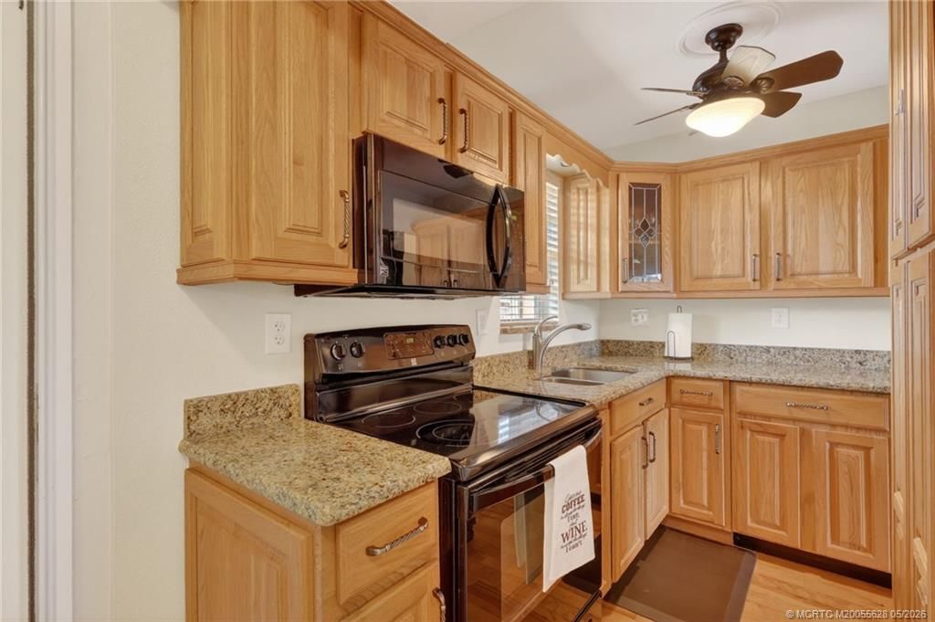 1985 SW Palm City Road, Unit J, Stuart, FL 34994 Photo