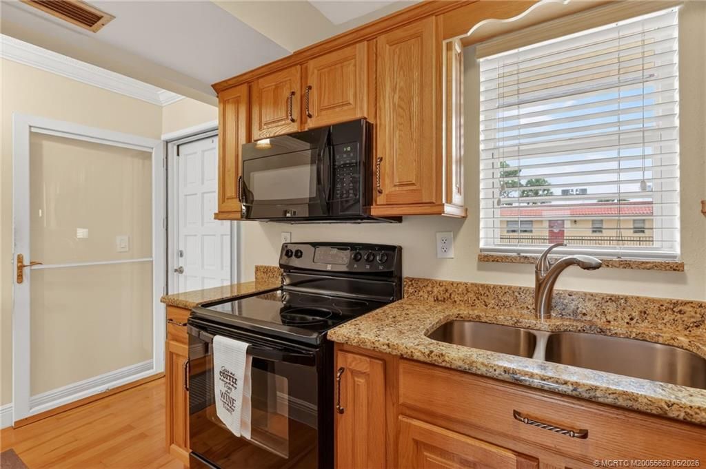 1985 SW Palm City Road, Unit J, Stuart, FL 34994 Photo