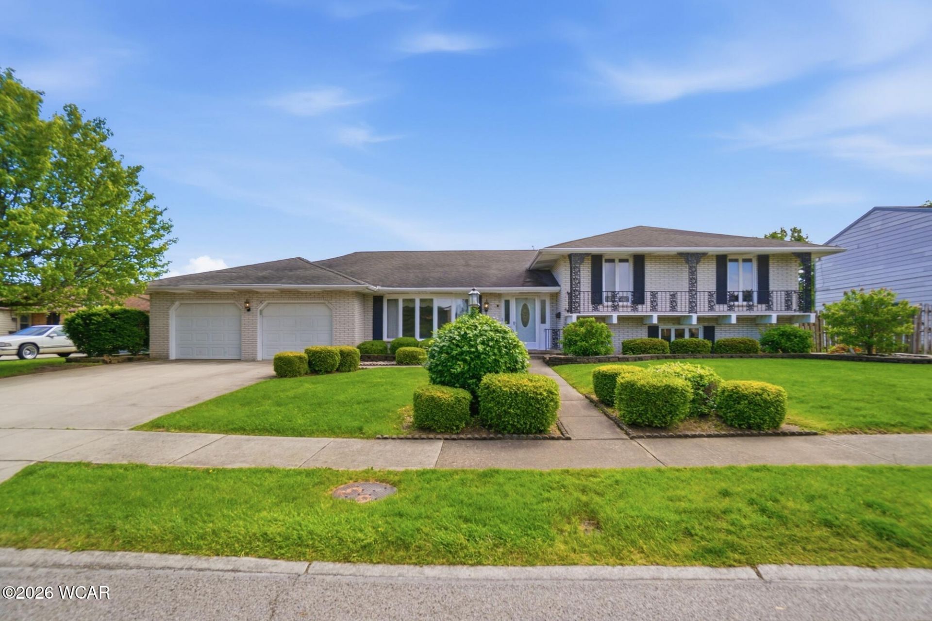 1640 Whitehall Drive, Lima, OH 45805 Main Photo
