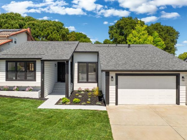 17764 Columbia Dr, Castro Valley, CA 94552
