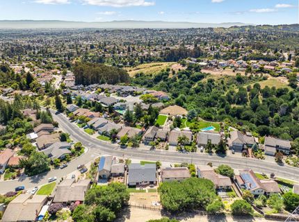 17764 Columbia Dr, Castro Valley, CA 94552 Photo