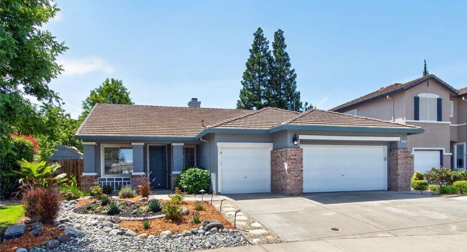 496 Yale Dr, Roseville, CA 95678 Photo