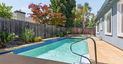 496 Yale Dr, Roseville, CA 95678 Photo