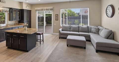 496 Yale Dr, Roseville, CA 95678 Photo