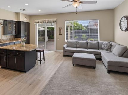 496 Yale Dr, Roseville, CA 95678 Photo