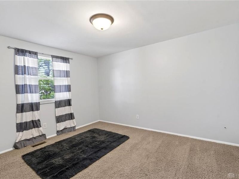 817 W Martindale Road, Englewood, OH 45322 Photo 16